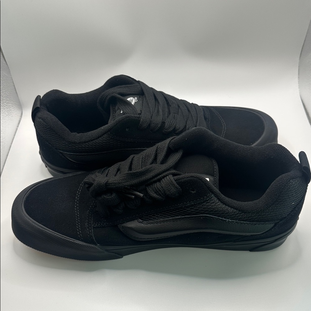 Vans Men's Low-Top Skate Sneakers - Black